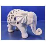 (1) Decorative Plaster Elephant Figurine