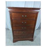 Traditional 5-Drawer Wood Cherry Chest