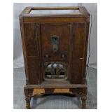(1) Vintage Floor Model Radio Cabinet