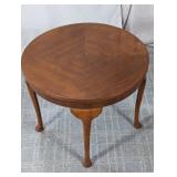 (1) Round Wood Accent Table