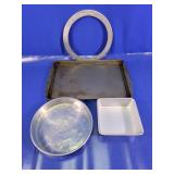 Assorted Metal Bakeware Pans Set