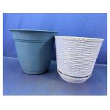 (2) Assorted Plastic Planter Pots