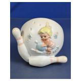 (1) Vintage Baby Bowling Planter