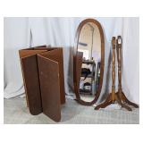 (1) Set of Assorted Furniture & Table Covers