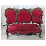 (1) Victorian Style Upholstered Settee