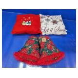 Christmas Decorative Pillow and Fabric Bell Dï¿½cor