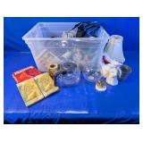 (1) Assorted Home Dï¿½cor & Kitchen Lot