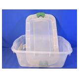 (1) Rubbermaid Latchables Storage Box