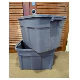 (2) Rubbermaid Roughneck Storage Totes