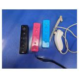(4)Nintendo Wii Accessories Lot