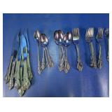 41 Piece Oneida Community Stainless Flatware Set