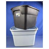 Plastic Storage Totes Black & White