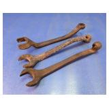 (3) Vintage Ford Cast Iron Open & Closed End