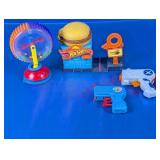 Hot Wheels Burger Playset & Toy Blasters