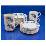 (16) Blue Floral Dinnerware Set