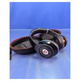 (1) Beats by Dr. Dre Headphones