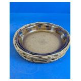(1) Pyrex Glass Pie Dish w Basket