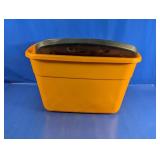 Sterilite Plastic Storage Tote w/ Lid