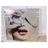 Canvas Wall Art Woman Mirror Design