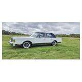 1987 Lincoln Town Car Leather Loaded