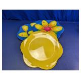 Flower-Shaped Decorative Plates