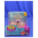Polly Pocket Pollyville Light-Up Bridal Salon
