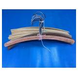 (10+) Wooden Clothes Hangers