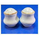 Ceramic Salt & Pepper Shakers Set