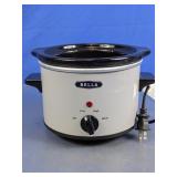 (1) Bella Slow Cooker Crock Pot Low High Warm