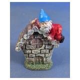 (1) Garden Gnome Roof Figurine Mini