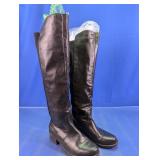 (1) Black Tall Riding Boots