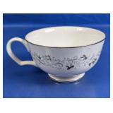 (1) Floral Porcelain Teacup