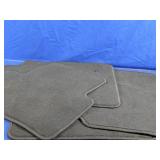 (4) Chevy Colorado Floor Mats Set