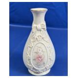 Royal Heritage Cameo Ribbon Vase