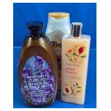 Body Wash & Bubble Bath Bottles