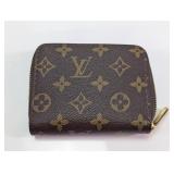(1) Louis Vuitton Zip Wallet