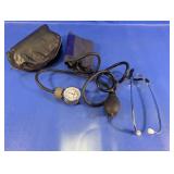 (1) Manual Sphygmomanometer BP Kit