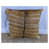 (1) Decorative Fur Throw Pillow