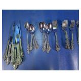 41 Piece Oneida Community Stainless Flatware Set