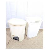 Assorted Plastic Trash Cans