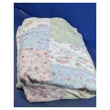 Floral Patchwork Quilt Blanket
