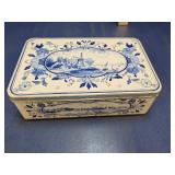 Vintage Hellema Holland Delft Blue Cookie Tin