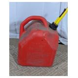 (1) 5-Gallon Plastic Gas Can