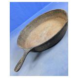 (1) Cast Iron Skillet Pan