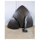 Triangular Wood Table Set with Detachable Legs