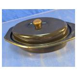 Black Enamel Oval Roasting Pan with Lid