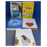 (5) Fiction Books Lot - Nicholas Sparks & More