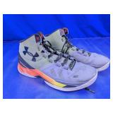 (1) Under Armour Curry Basketball Shoes