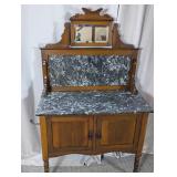 (1) Vintage Cast Iron School Desk