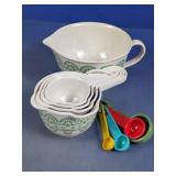 Floral Measuring Cup and Spoon Set